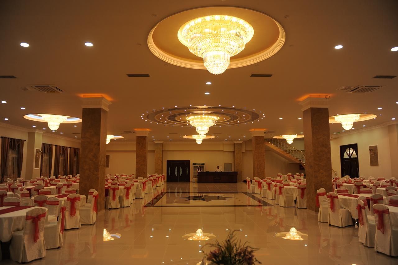 Hotel Prestige Struga Bagian luar foto