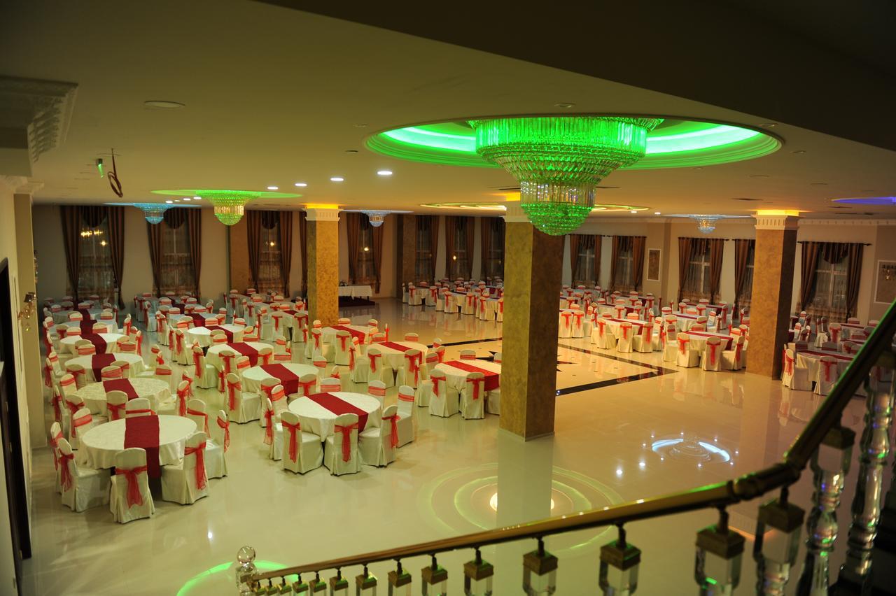 Hotel Prestige Struga Bagian luar foto