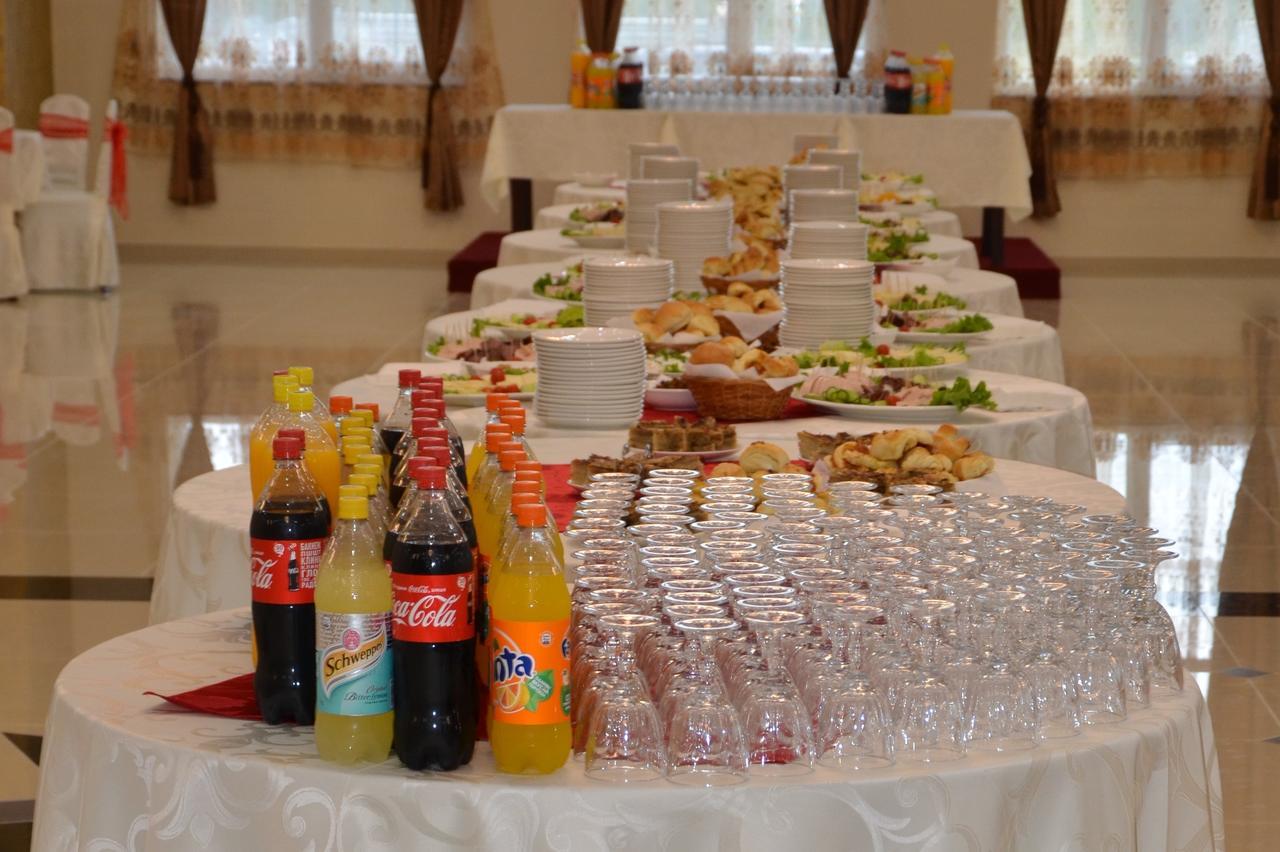 Hotel Prestige Struga Bagian luar foto