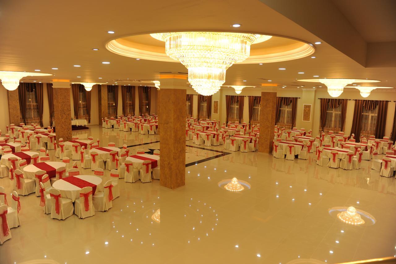 Hotel Prestige Struga Bagian luar foto